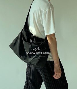 韩国代购20FW STRING CROSS BAG 抽绳单肩包 男女同款