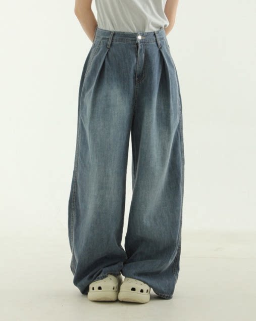 midbluewashedjean