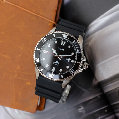 比尔盖茨同款casio防水潜水手表