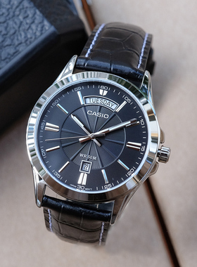 CASIO卡西欧手表男士石英表防水腕表皮表带日历商务MTP-1381L-7A