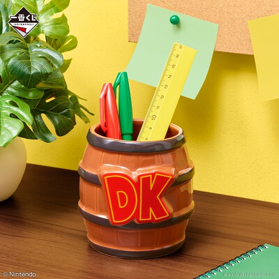 DONKEY KONG 咚奇刚 DK 大猩猩 陶瓷 笔筒 万代正品原盒包装