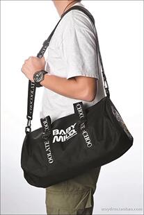 A BATHING APE 圆筒包单肩包运动包 BAPE baby milo 猴子猩猩