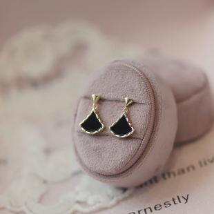 黑色扇形耳环2025新款 冷淡风耳钉小众高级感韩国气质简约耳饰 爆款