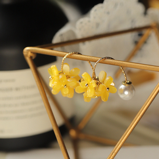 桂花流苏仿珍珠耳环2026新款爆款高级感气质浅春系耳饰小众耳钉女