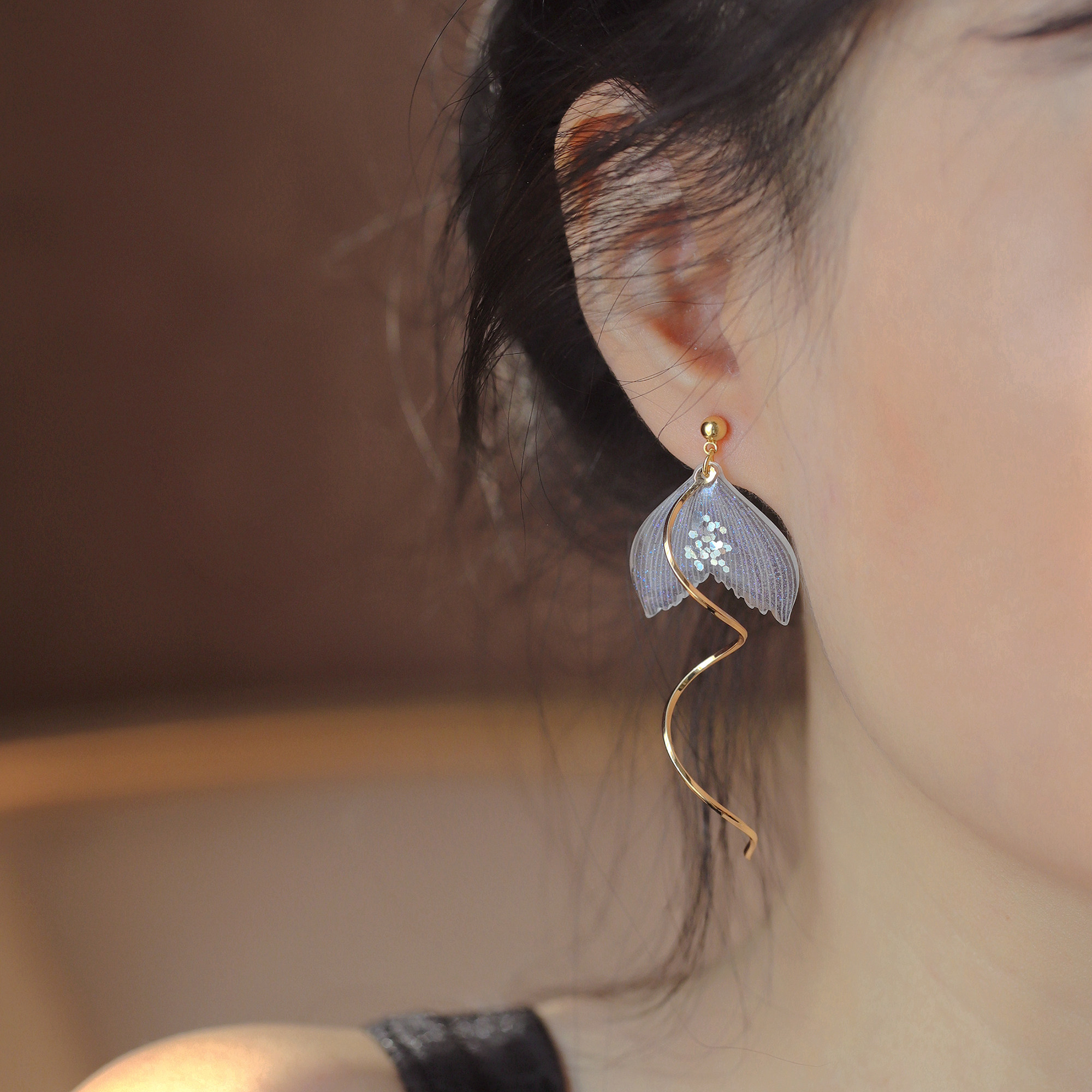 简约鱼尾2025巨好看耳环轻奢高级感气质大气百搭耳钉人鱼姬耳饰女,饰品/流行首饰/时尚饰品新,耳钉,淘宝优惠券,粉丝福利购,淘宝优惠卷