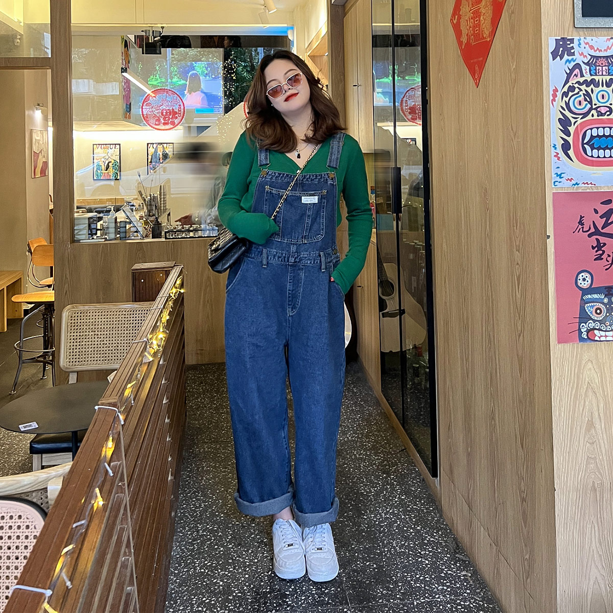 大码百分百/减龄2024年春夏新款女装胖mm显瘦宽松直筒牛仔背带裤