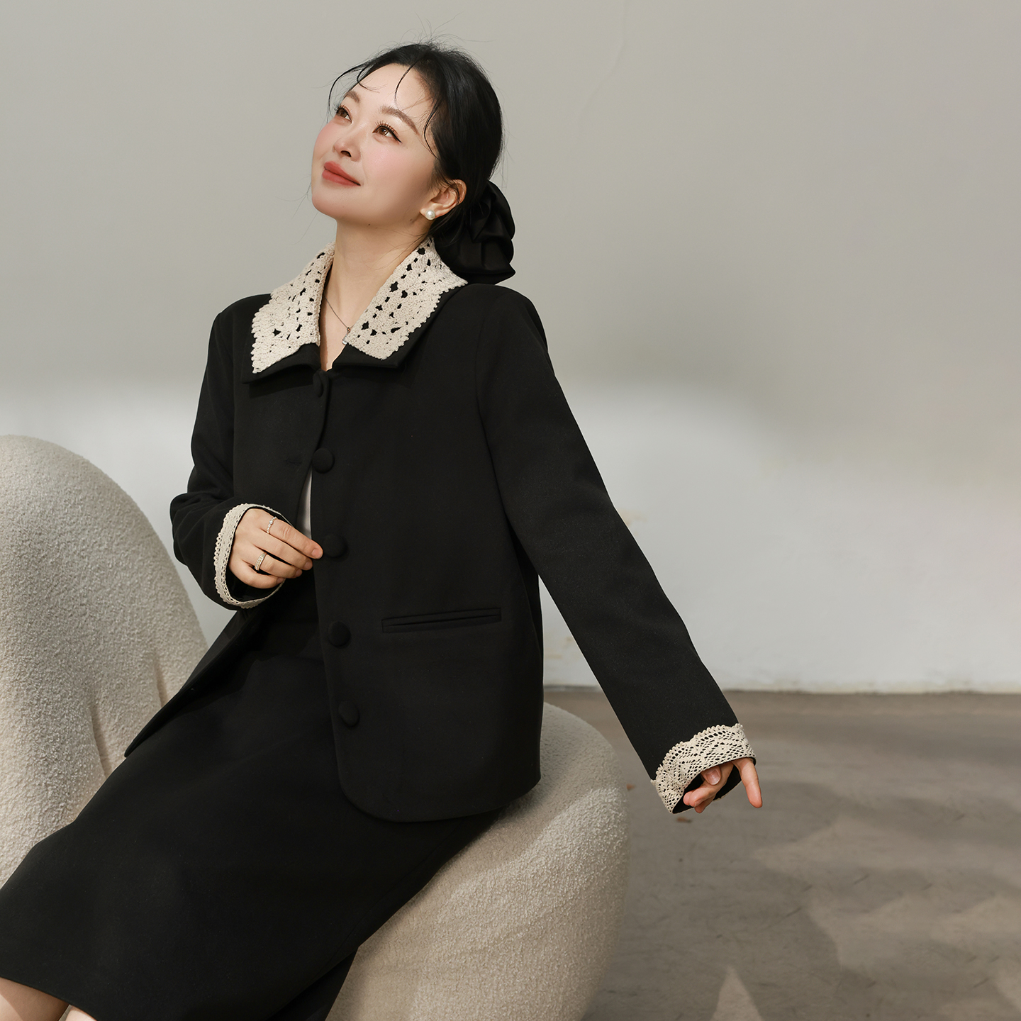 大码百分百女装微胖mm冬季蕾丝翻领夹棉外套半身裙毛呢套装