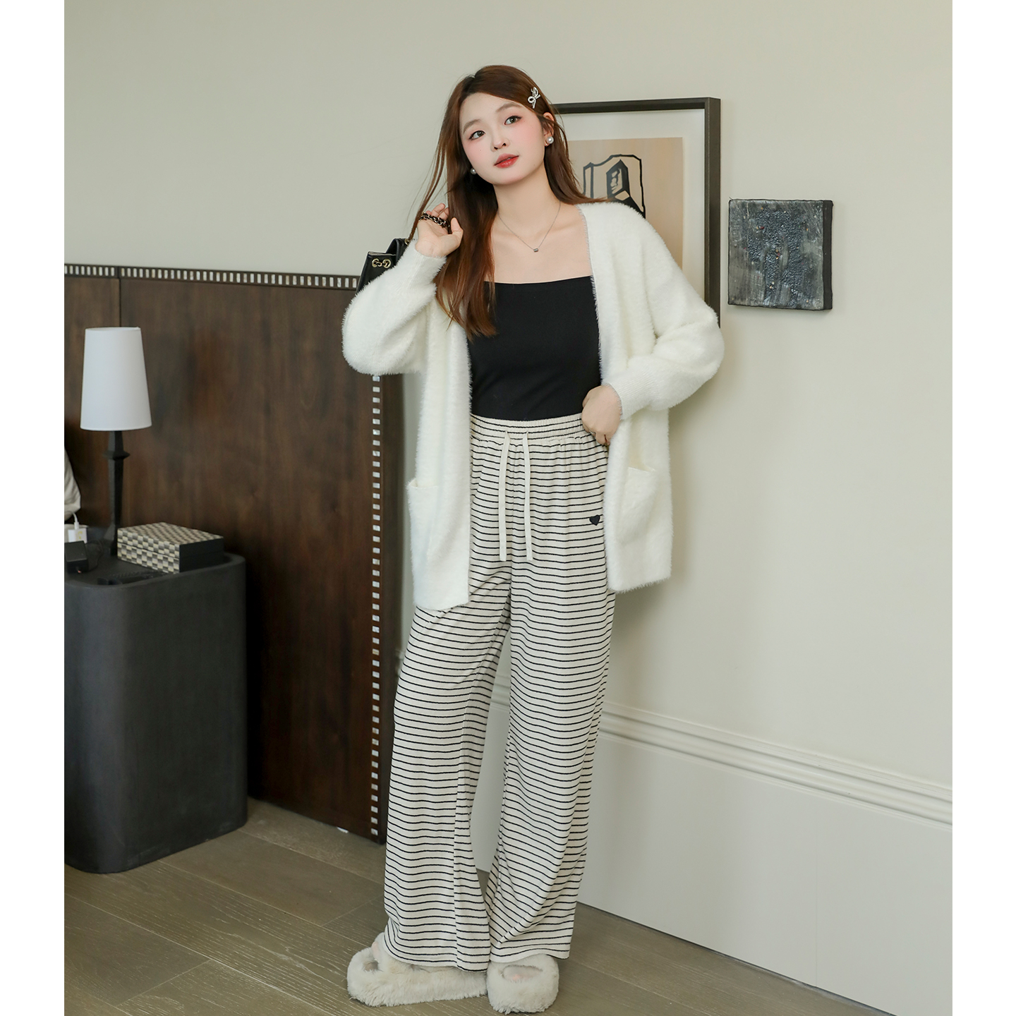 大码百分百女装微胖mm秋季显瘦撞色条纹休闲针织直筒阔腿裤