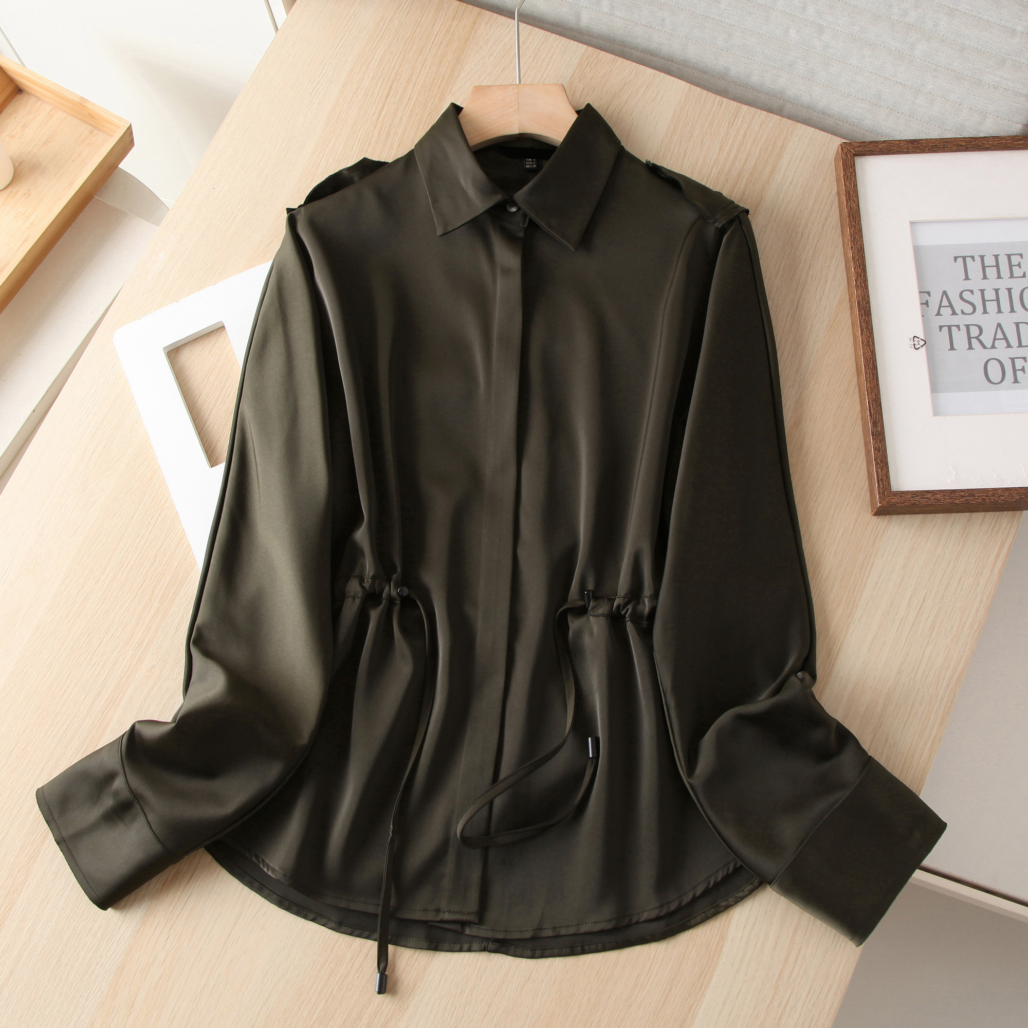 气质OL通勤垂感长袖衬衫