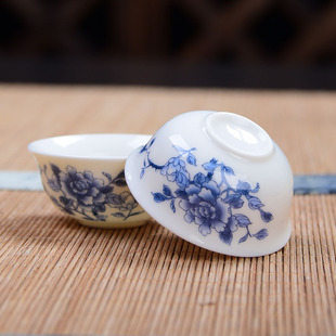 德化功夫茶杯羊脂玉陶瓷品茗杯主人杯创意白瓷茶具茗杯杯子闻香杯