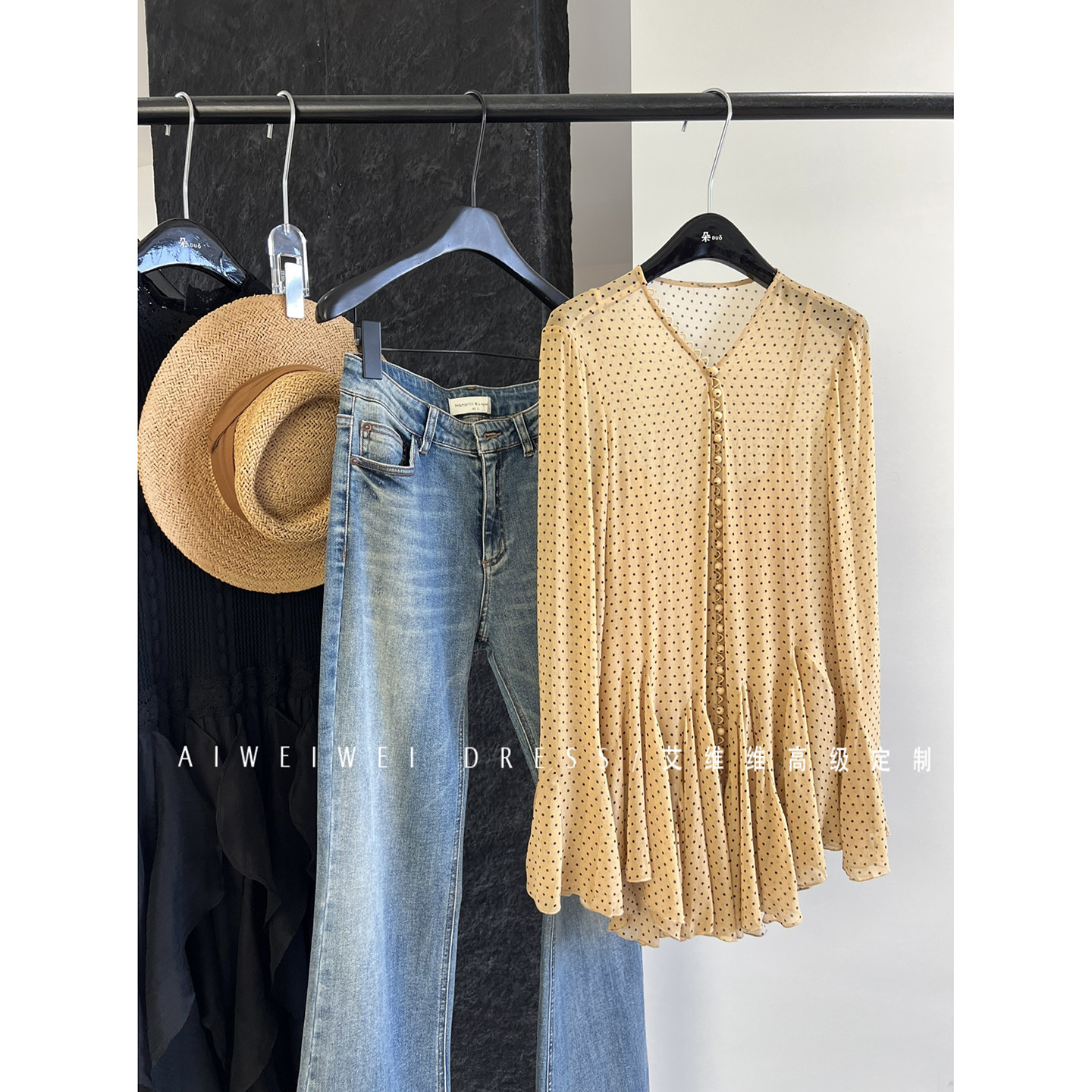 浪漫荷叶边下摆～小众设计师款V领波点喇叭袖衬衣衬衫春夏新款女