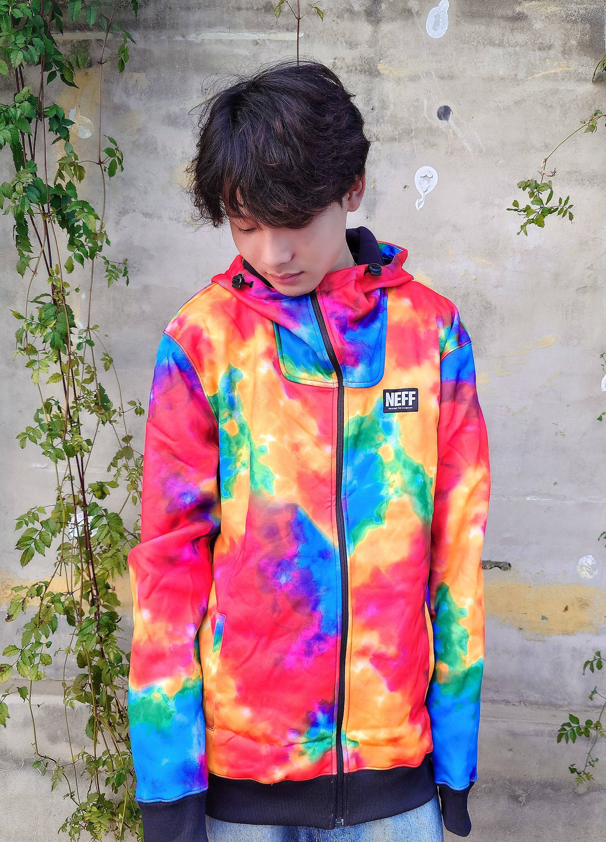 neff 复合面料 热成像印花 滑雪卫衣 运动卫衣 带指扣 吊牌齐全