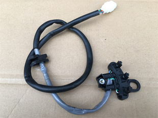 适用新大洲本田LEAD125克利克125定子线圈 霍尔传感器 线圈发电器