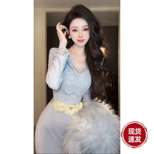 Sun雅乔【雪境绒花】秋冬修身蕾丝拼接V领长袖毛绒针织连衣长裙