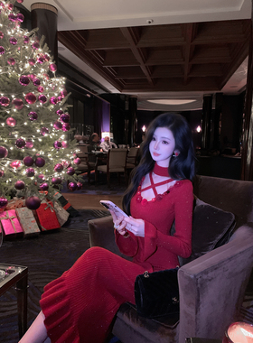 Sun雅乔【真爱至上】秋冬圣诞新年红色高领镂空针织鱼尾连衣长裙