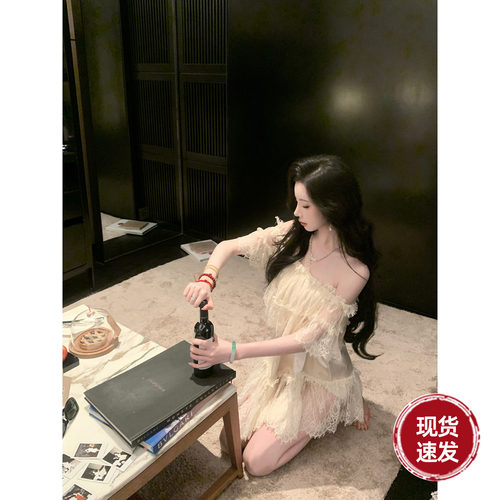 Sun雅乔【塞西莉亚】夏季纯欲风一字肩蕾丝缎面拼接蕾丝衫长上衣