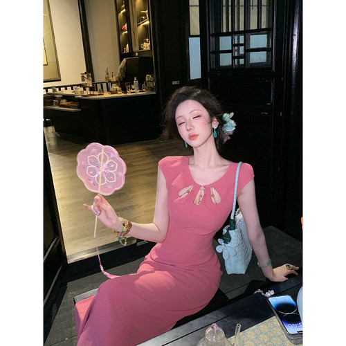 Sun雅乔【粉娇娘】夏季飞袖修身优雅水滴领国风树莓粉连衣裙长裙