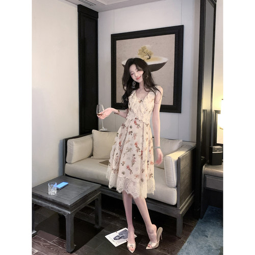 Sun雅乔【古早娇花】莱赛尔天丝蕾丝拼接荷叶边亚麻印花连衣裙