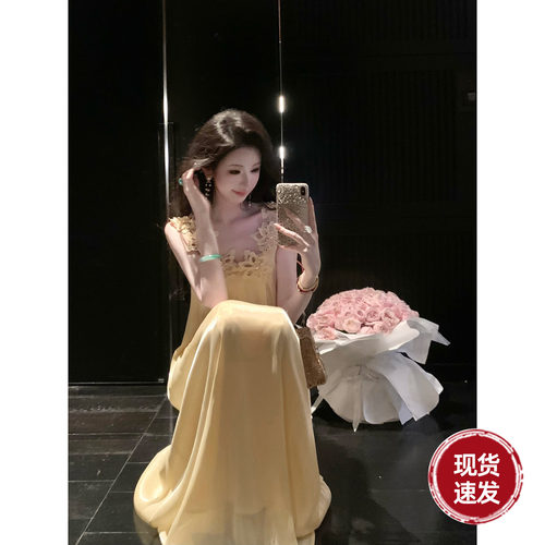 Sun雅乔【月照金沙】夏季气质光泽感顺纡绉钉珠花朵A字无袖连衣裙