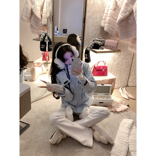 Sun雅乔【轻暖随行】秋冬新款长袖羽绒服鹅绒服防风冲锋衣外套女