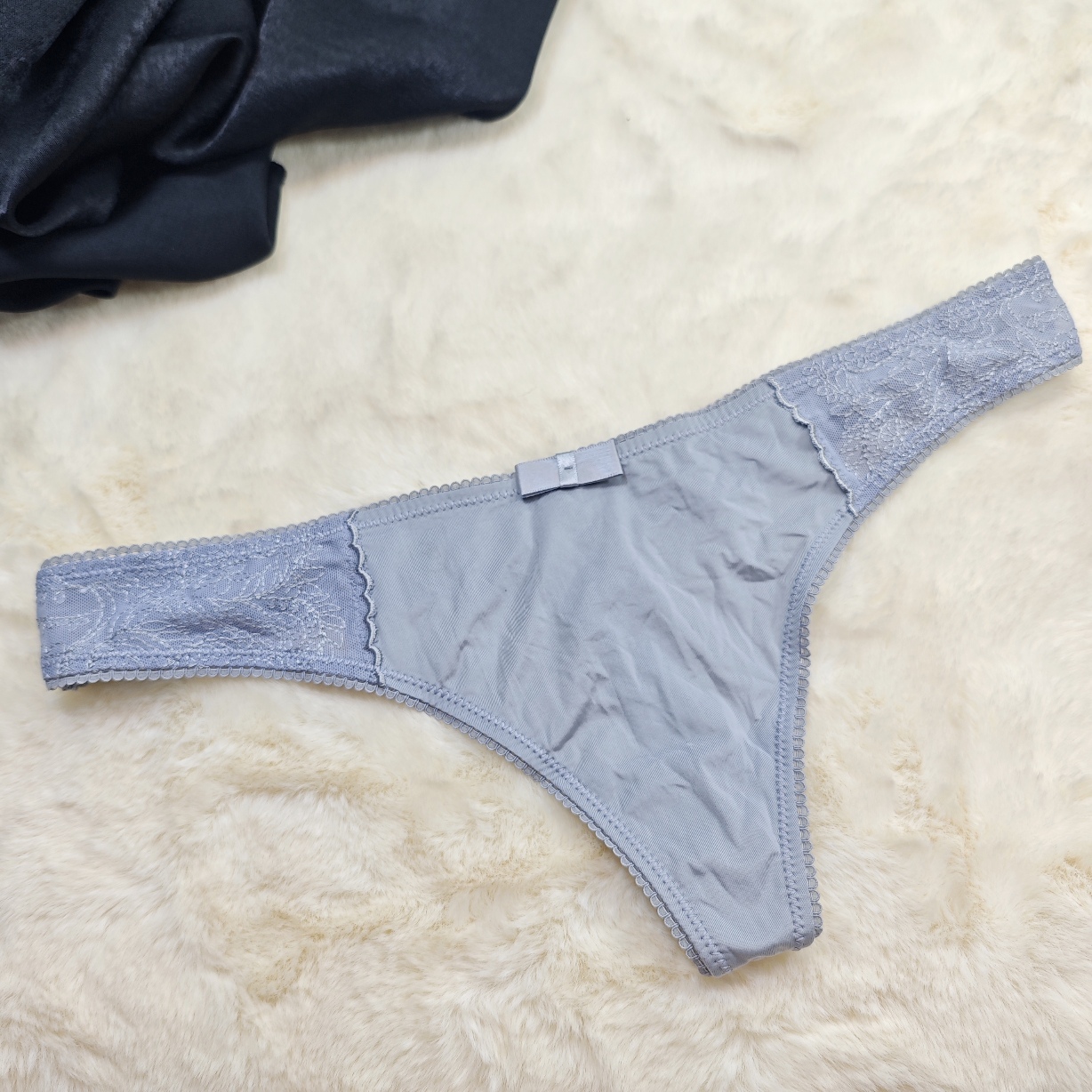 特9.9元M码ae灰色网纱刺绣拼接速干滑料性感低腰丁字裤