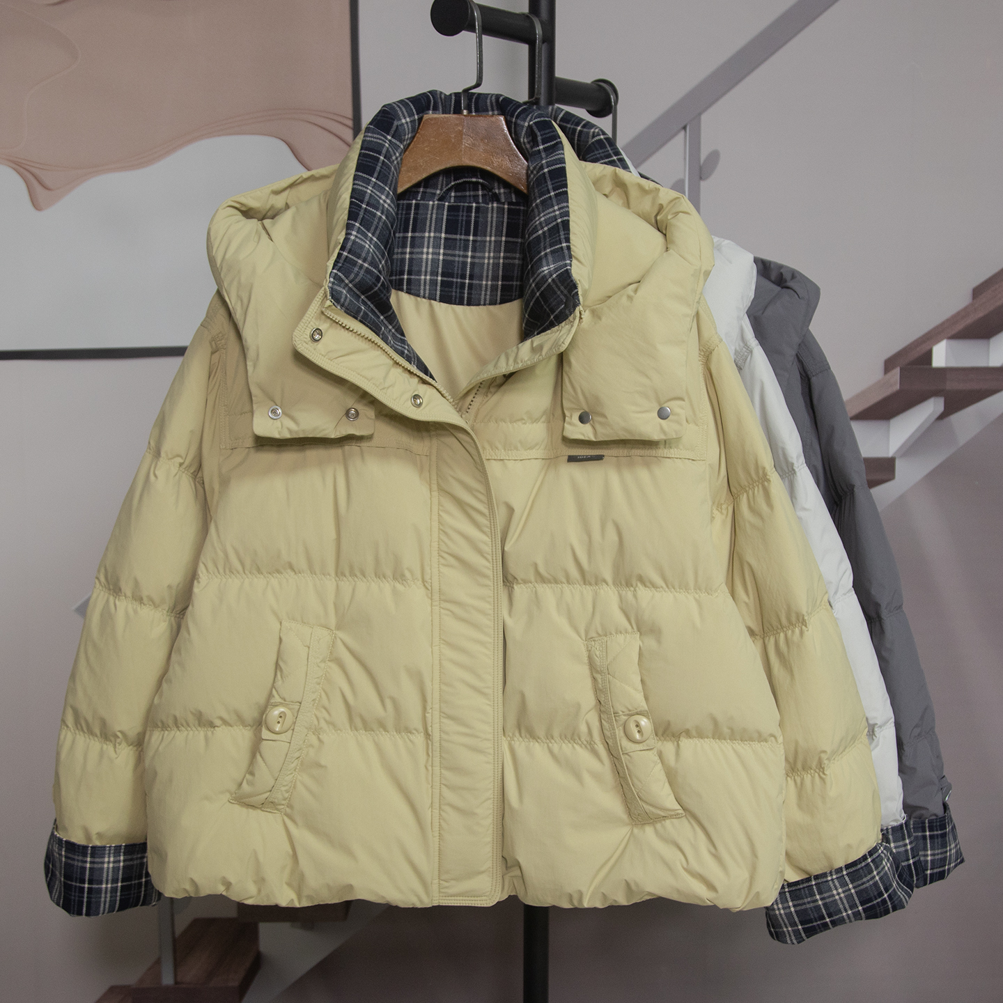 新款国标90绒羽绒服女