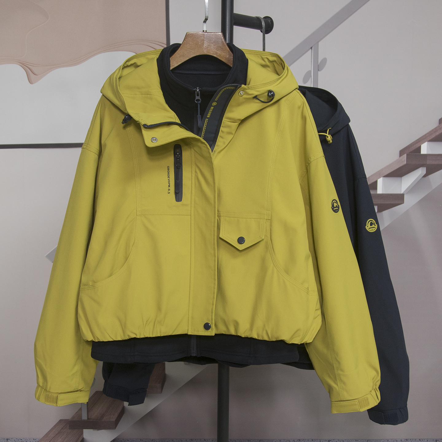 时尚洋气脱胆休闲外套两件套