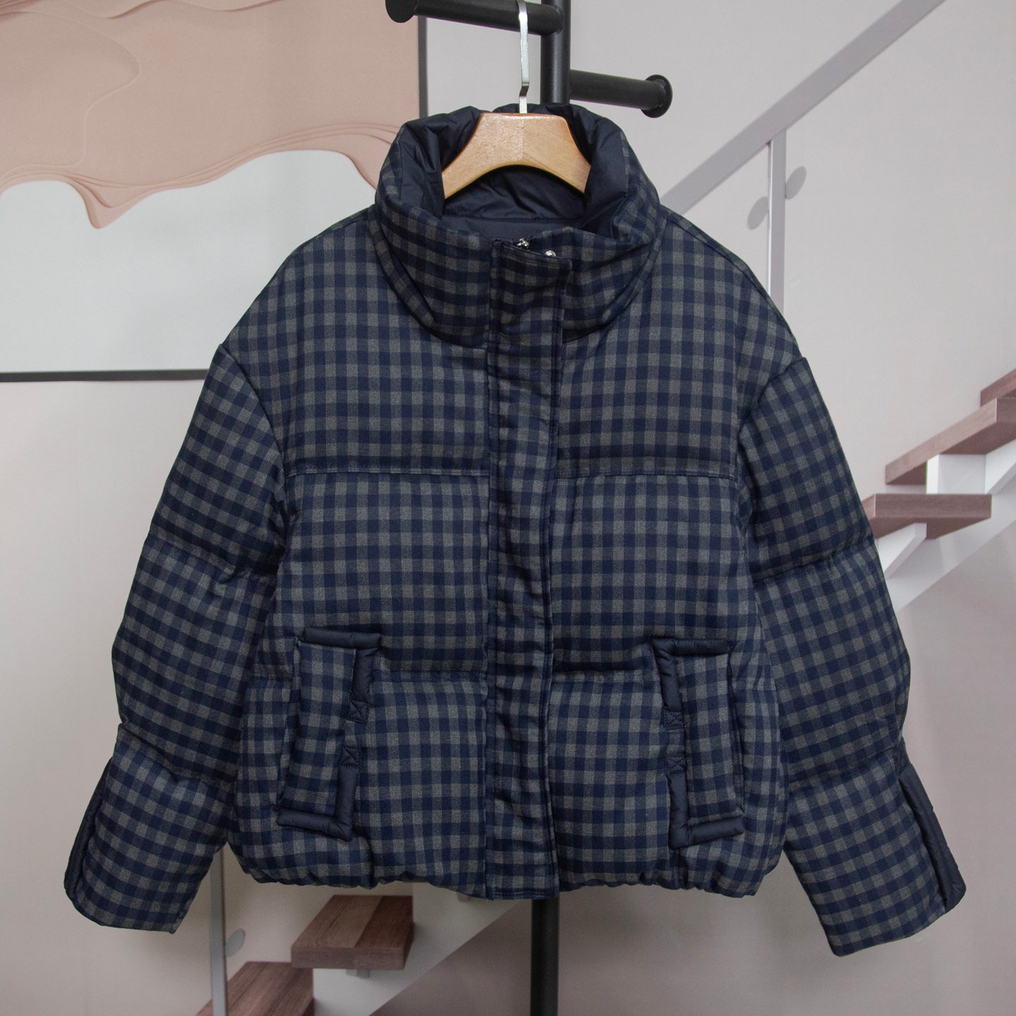 时尚洋气立领格子短款羽绒服