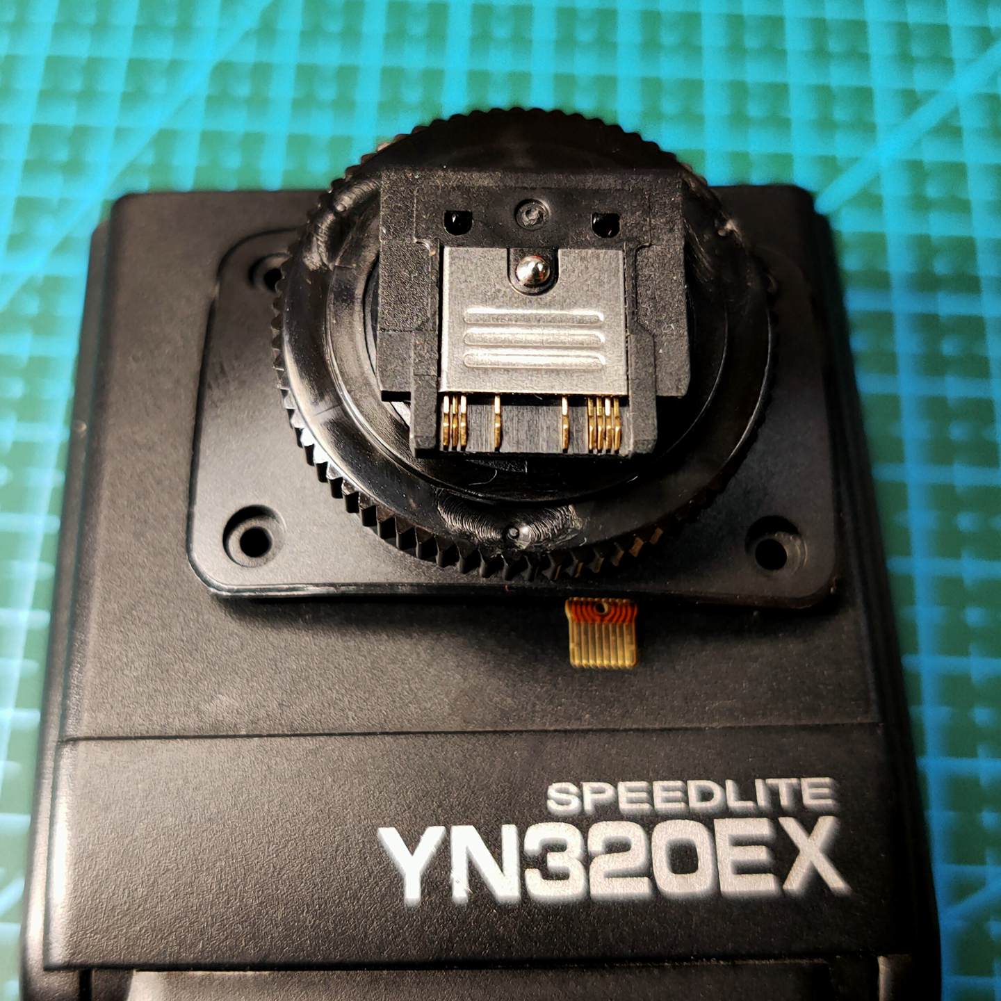 YONGNUO永诺YN320EX闪光灯索尼版热靴底座维修配件送螺丝刀