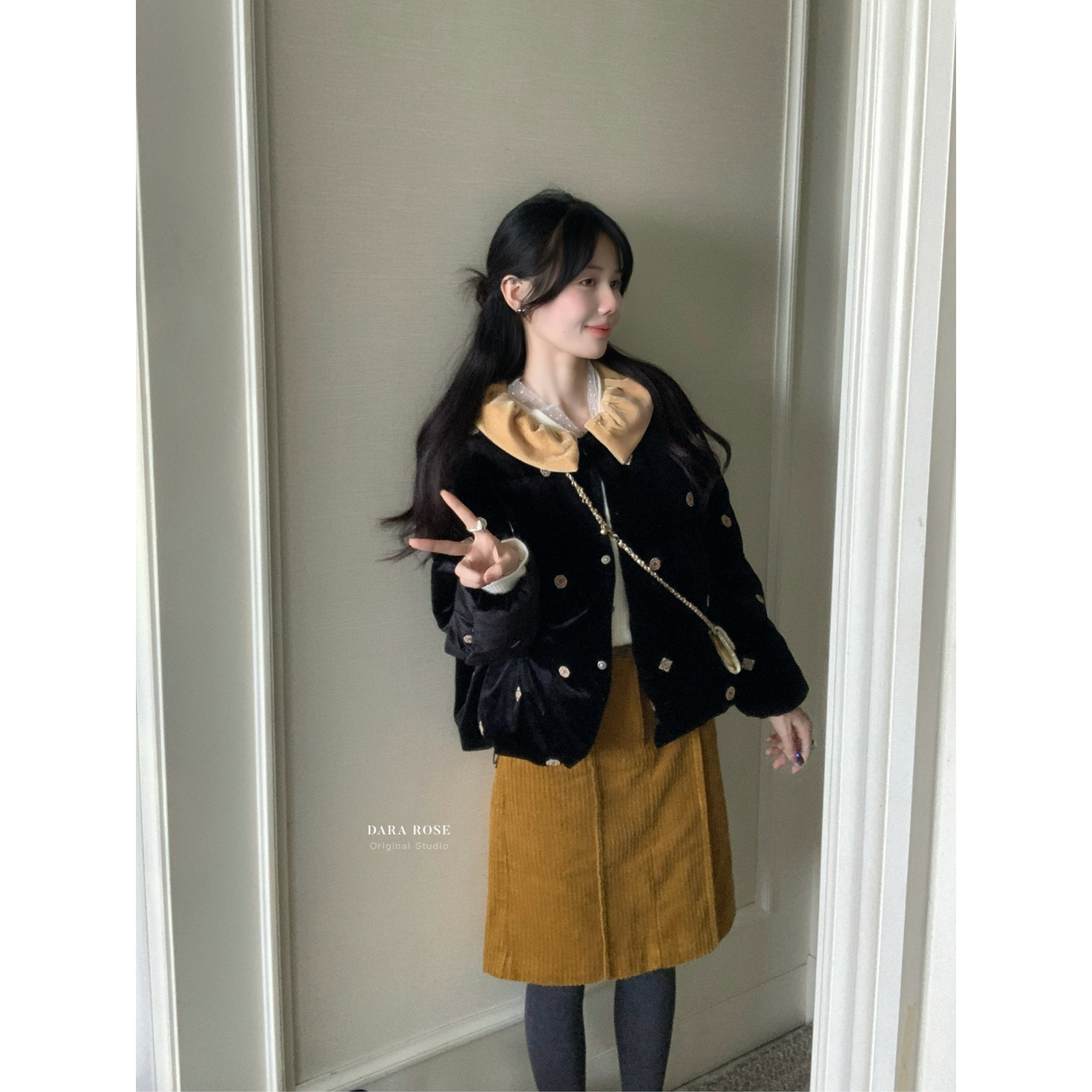 DARA ROSE-娃娃领碎花丝绒羽绒外套甜美加厚保暖羽绒服外套S7969