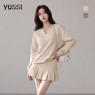 YUSSI幕简悠然v领长袖卫衣休闲套装女早秋搭配百褶a字短裙两件套