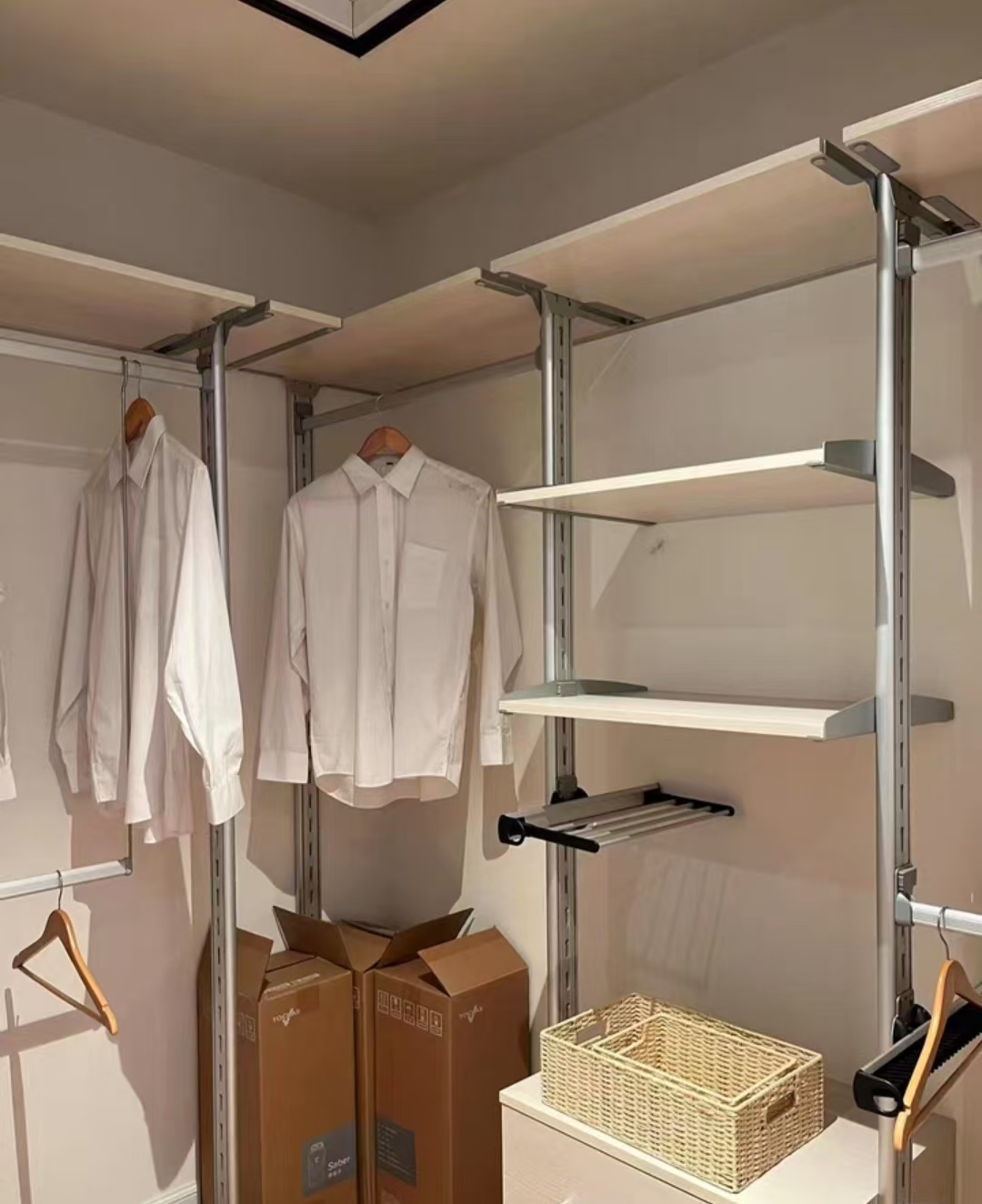 金属衣帽间衣柜日式极简立柱式自由组合环保铝合金开放式衣橱组合