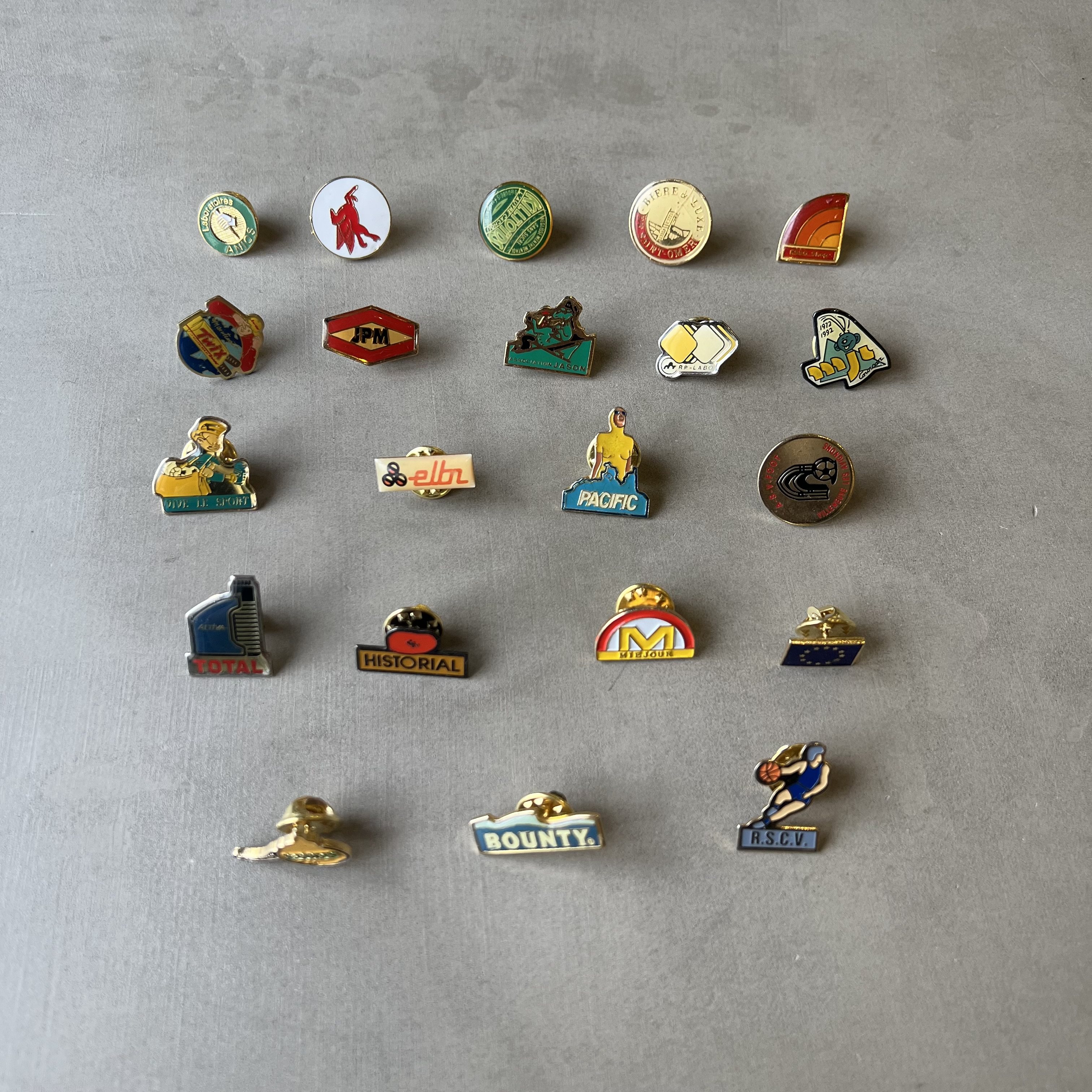 vintage 美式复古 卡通字母 古董胸针 徽章 配饰 合集11