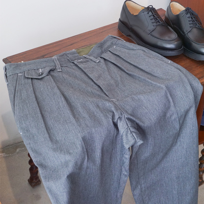 现货 85折 REMOCREVO 日系休闲通勤宽松锥形灰色九分裤 男女