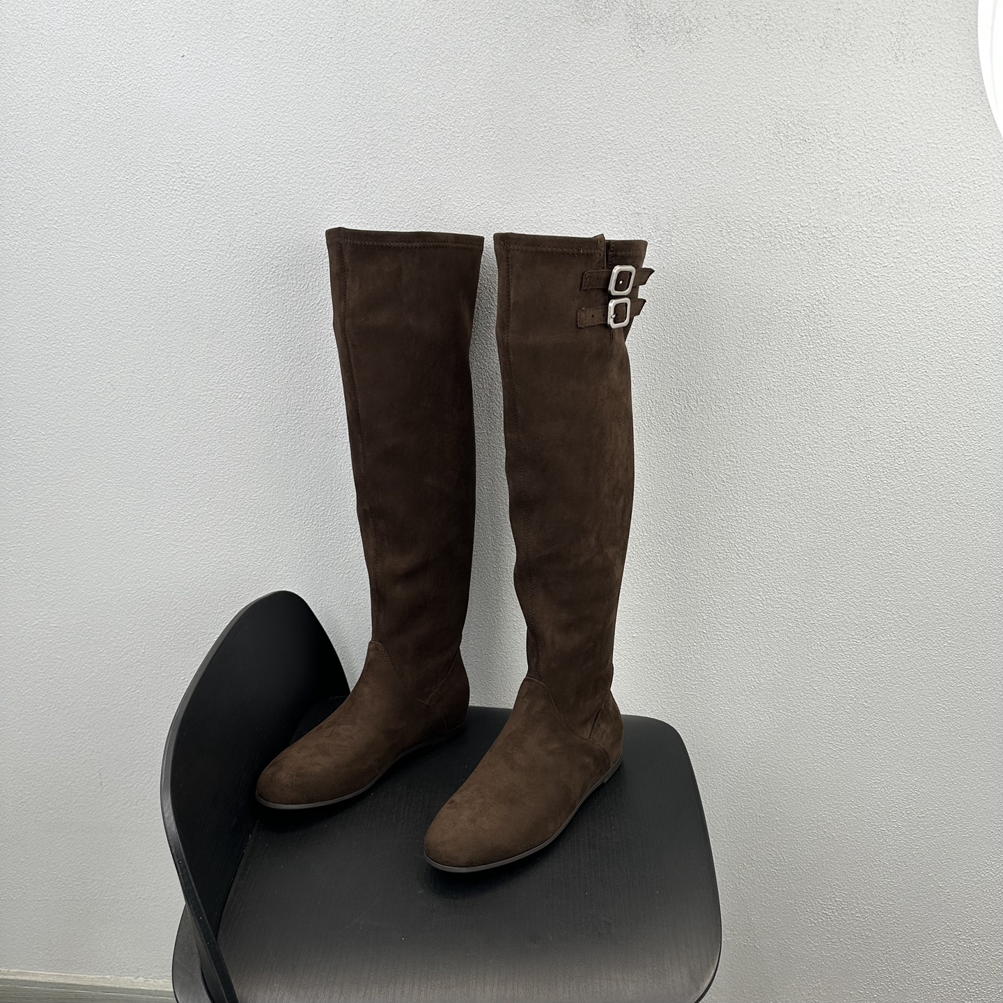 时尚百搭绒面皮带扣内增高过膝靴