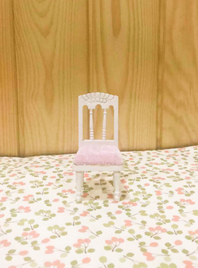 袖珍欧式风粉色坐垫模型娃娃屋