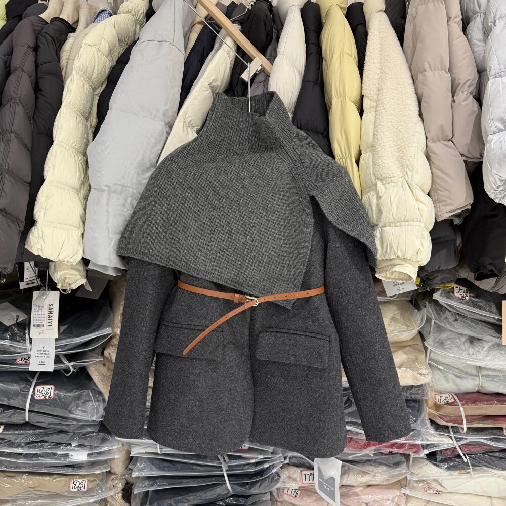 2025冬季羽绒内胆毛呢外套女韩系高领针织披肩气质V领呢子衣91103