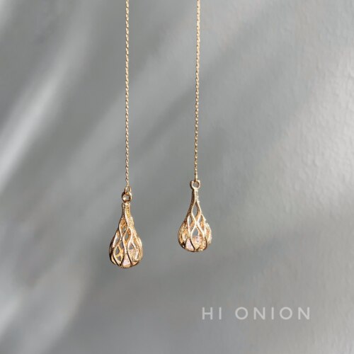 Hi Onion小众长款水滴修饰脸型耳线耳环超闪锆石百搭年会个性耳饰