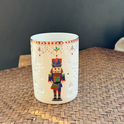 出口欧洲胡桃夹子可爱圣诞风格雕刻镂空圣诞树小星星烛台摆件装饰