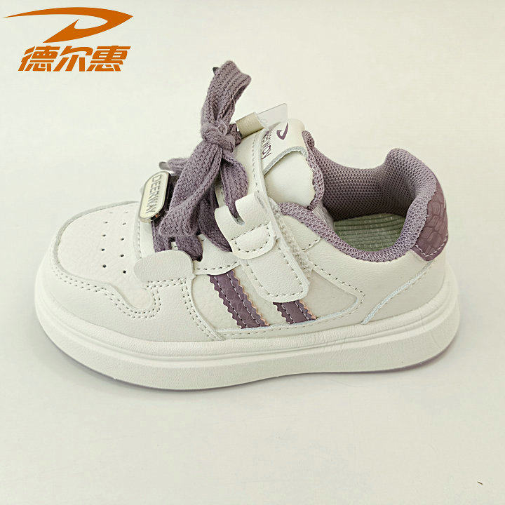 德尔惠春秋女童皮面板鞋