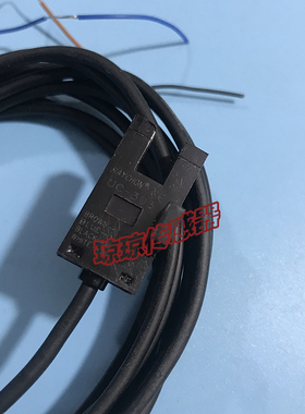 议价RAYCHON瑞强UC-303 UC-305小型凹形槽型光电开关传器
