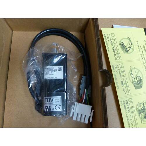 议价安川伺服电机SGMAH-01AAA4C SGMAH-01AAA2B、SGMAH-01A1A4C