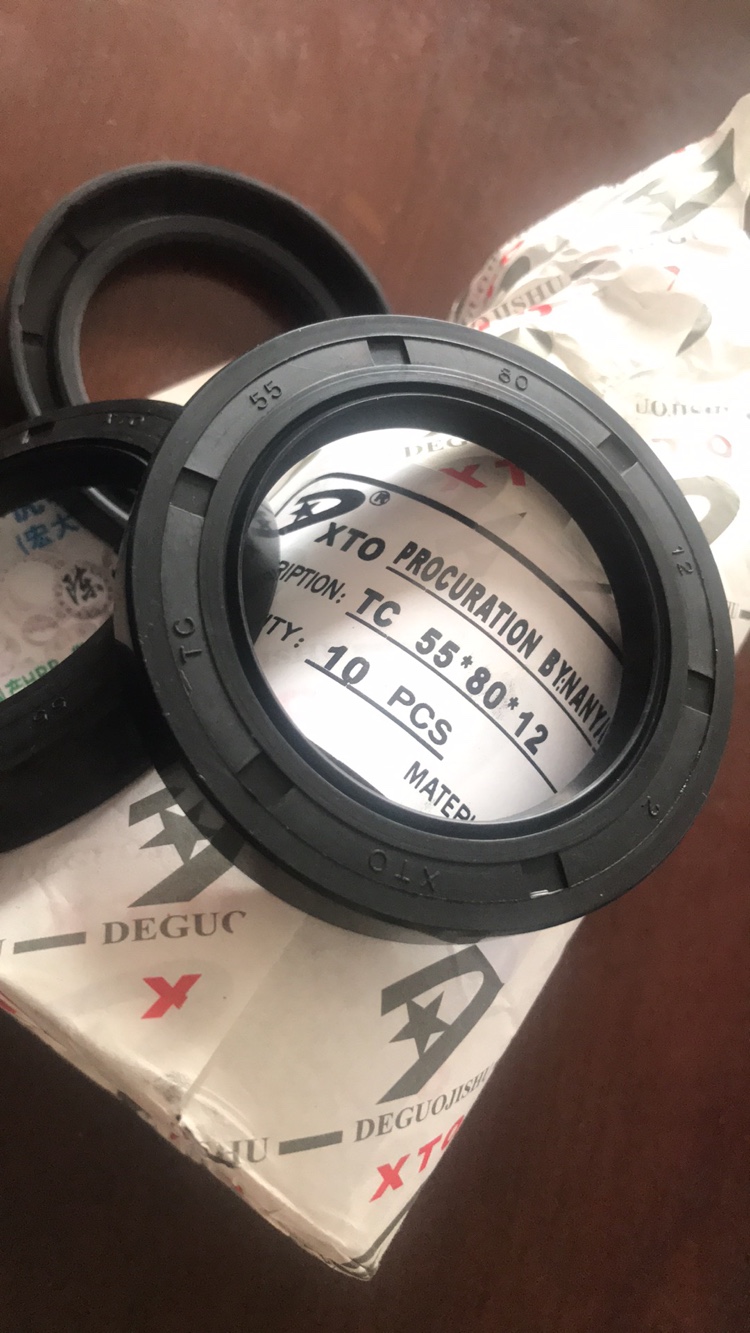 TC55*80*12XTO自紧内骨架油封