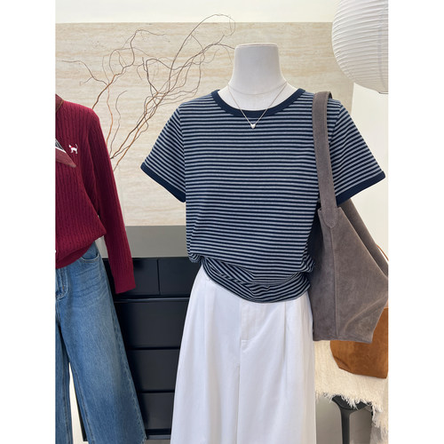 撞色设计感条纹宽松短袖t恤女