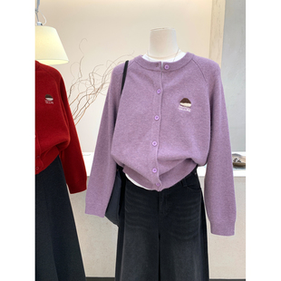 韩版 刺绣百搭针织衫 紫色圆领插肩开衫 新款 外套 毛衣女冬季 小哲