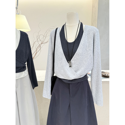 韩系挂脖修身显瘦长袖针织衫女