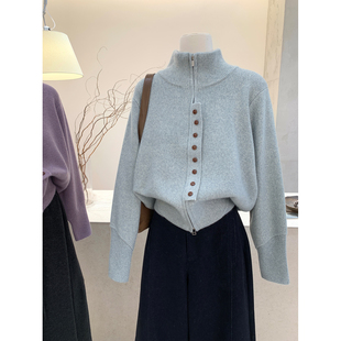 小哲 极简风灰色高领毛衣女单排扣软糯显瘦宽松螺纹针织开衫外套