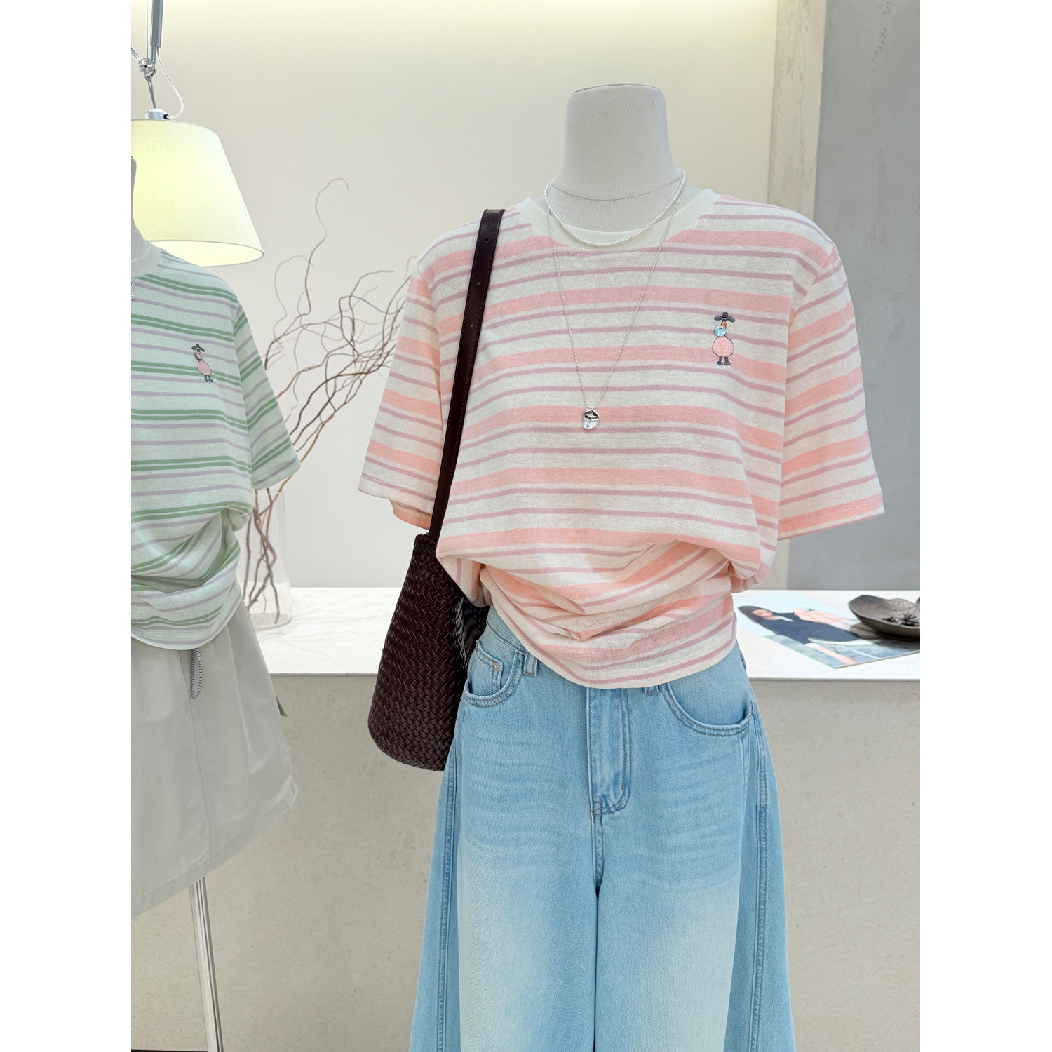 小哲 韩系撞色条纹短袖T恤女夏季小众少女风宽松百搭圆领刺绣上衣