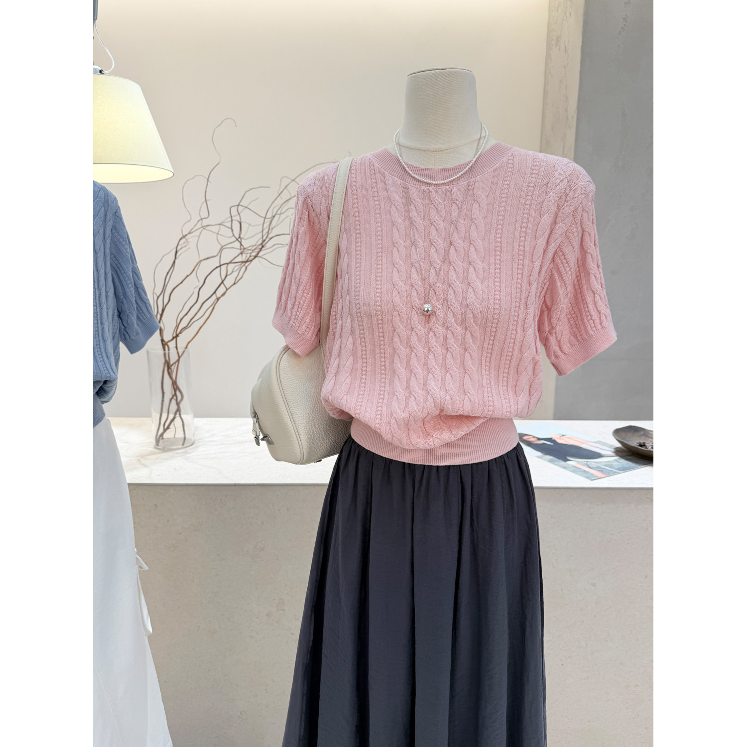 小哲 立体绞花纹短袖针织衫女夏季新款圆领高级感麻花减龄上衣