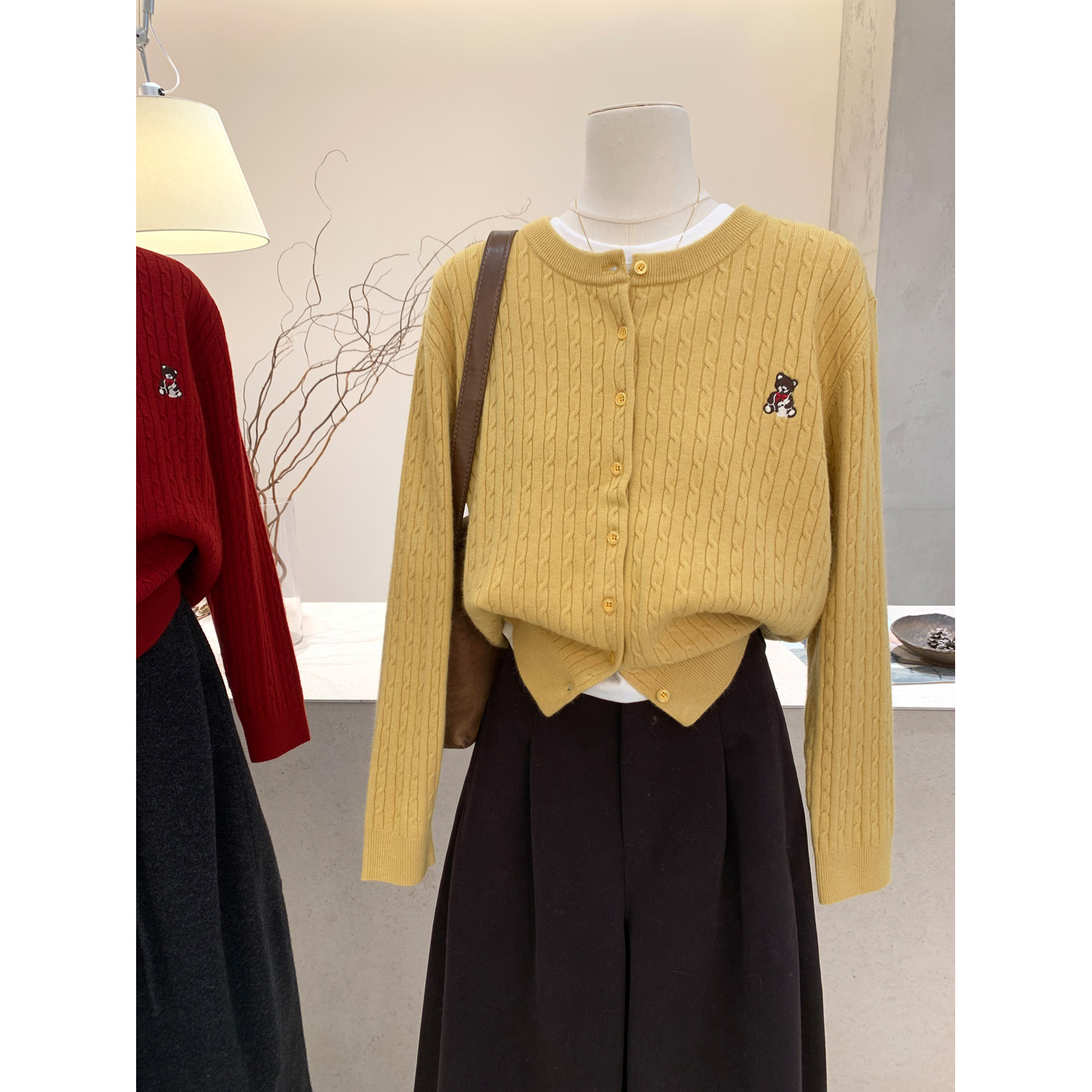 小哲 韩版圆领开衫毛衣女小熊刺绣麻花纹理百搭绞花针织衫外套